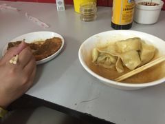 -潘国仙耳光馄饨(黄家阙路店)