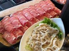 -鼎盛山海火锅(北戴河刘庄夜市老虎石浴场店)
