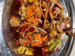 -休记光头香辣蟹干锅店(衣冠庙店)