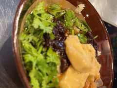 -鹿鸣山草本茶香火锅(园西路店)