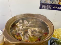 -威邵鸡煲(西华路总店)