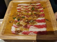牛五花-火炉火自助餐(喜隆多店)