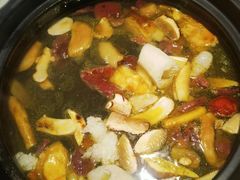 -一朵菌·野生菌探索家火锅(南亚店)