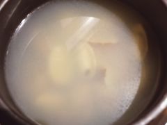 蛤蜊鲜汤-·缸桶屋·韩式牛肋条自助烤肉(西湖D11店)