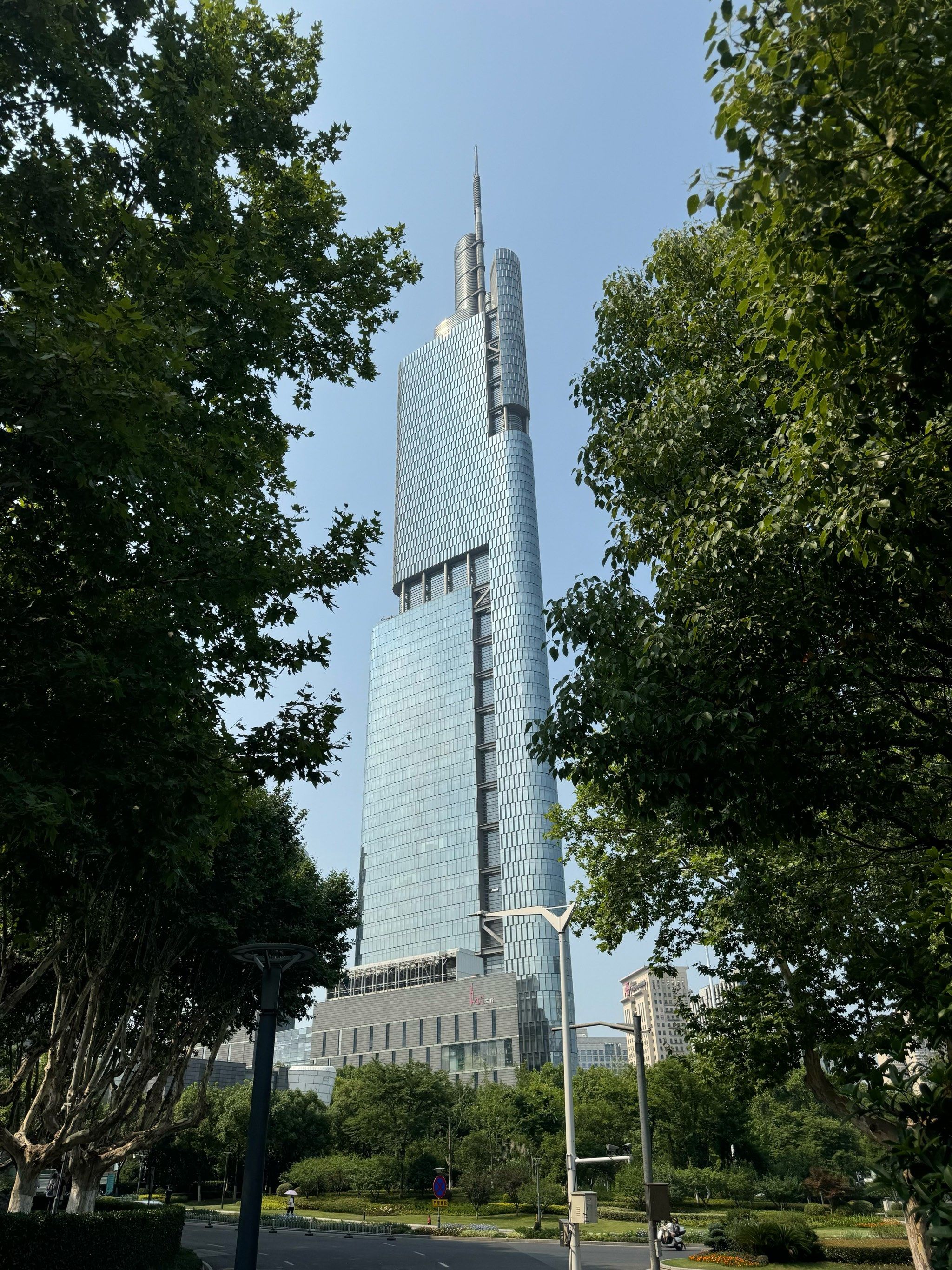 江苏第一高楼—南京紫峰大厦!
#0元