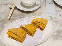 -香港百合居(LCM置汇旭辉广场店)