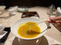 蟹粉鱼翅-成隆行·蟹王府(九江路店)
