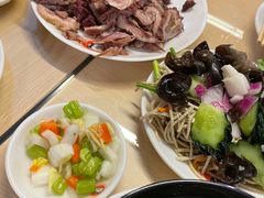 -闫家驴肉老店(华电一校店)