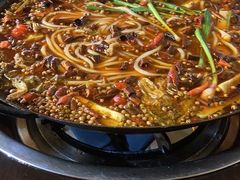 水煮耗儿鱼-鸿顺老铁锅美蛙鱼府(解放碑店)