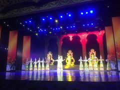 -勐巴拉娜西超级歌舞秀