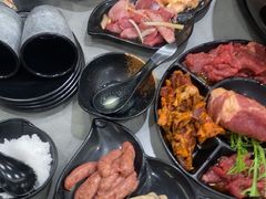-啊美丽炭火烤肉(滑翔一店)