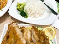 -佰搭果·广式茶餐厅(西华路店)