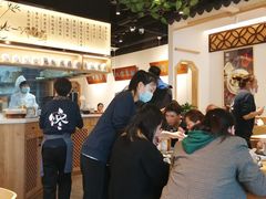 -馋三尺蟹粉小笼(人民广场店)