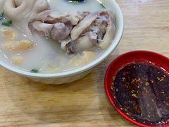 -雷祖芳老妈蹄花店
