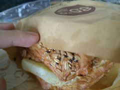 奥尔良风味鸡腿酥堡-85度C(南京龙江店)