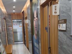 -上海仁爱医院口腔科 · 种植