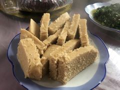 -黄店镇芝堰英才饭店