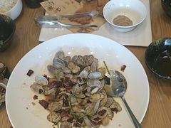 -海派美食·家宴海鲜青岛菜·石锅鲽鱼头(东方城店)