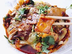 -愉肴麻辣香锅(中山路店)