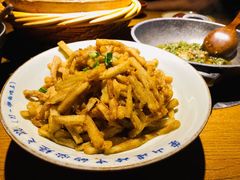 -吃饭皇帝大土家民族菜(正大广场店)