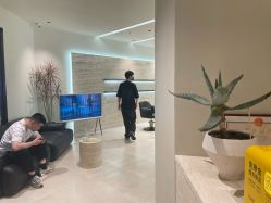 -VIM Hair Salon