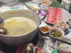 -禄婶鸡煲·打边炉