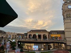 -王府井奥莱临潼小镇(临潼店)