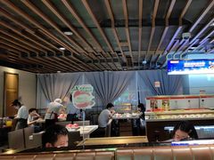 -海底捞火锅鲜切牛肉主题店(长寿路店)