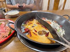 -巴渝味道重庆老火锅(商行街店)