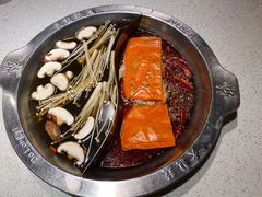 -大龙燚火锅(天钥桥路店)