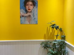 -首脑美容美发化妆美甲培训学校(龙岗校区)