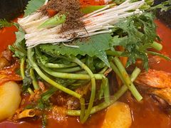 -喇喇排骨火锅·传统韩式脊骨汤(望京西园总店)
