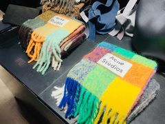 -Acne Studios(芮欧百货店)