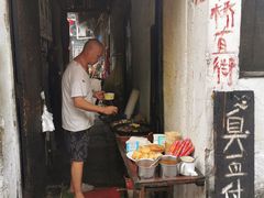 -仓桥直街臭豆腐