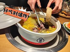 -菌彩云南野生菌火锅(万达广场店)
