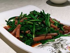 韭菜炒海兔-威海会馆海鲜餐厅