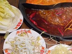 -萍姐火锅·公路夜市(武汉首店)