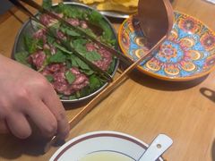 -洱火云南酸菜牛肉火锅(石景山当代商城店)