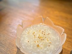 -蜜桃餐厅·伴山(湖滨商业街店)