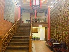 -梅龙镇酒家(南京西路总店)