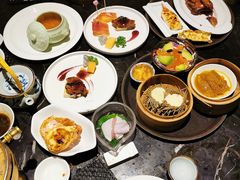 -半岛翡丽海鲜自助餐厅(观风亭店)
