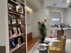 -HIMO海马体照相馆(上海华润CP静安店)