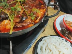 -老闵田螺馆·南昌特色小炒(梦时代店)