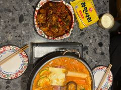 -七星布车休闲料理店