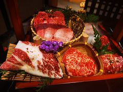 -山川小町·极番烧肉(新地假日广场店)