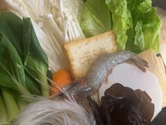 -呷哺呷哺 小火锅 (浦东新欧尚超市店)