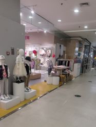 -孩子王童乐园(唐山万达广场店)