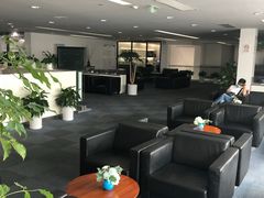 -上海宝信宝马4S店