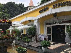 -火车头法国西餐厅
