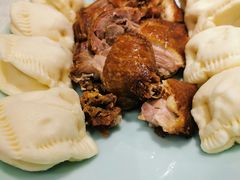 香酥樟茶鸭-金枝玉叶上海人家食府(三里河店)